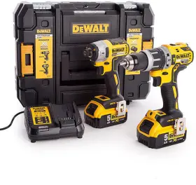 DeWalt DCK266P2T-QW gépcsomag 2 db 5Ah akkumulátor + töltő TSTAK kofferben